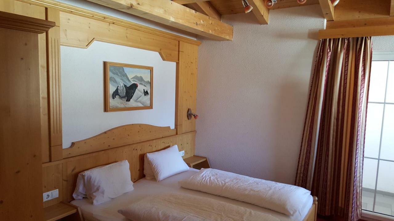 Alpenhotel Gurgltalblick Nassereith Eksteriør bilde