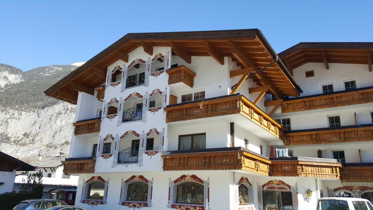 Alpenhotel Gurgltalblick Nassereith Eksteriør bilde